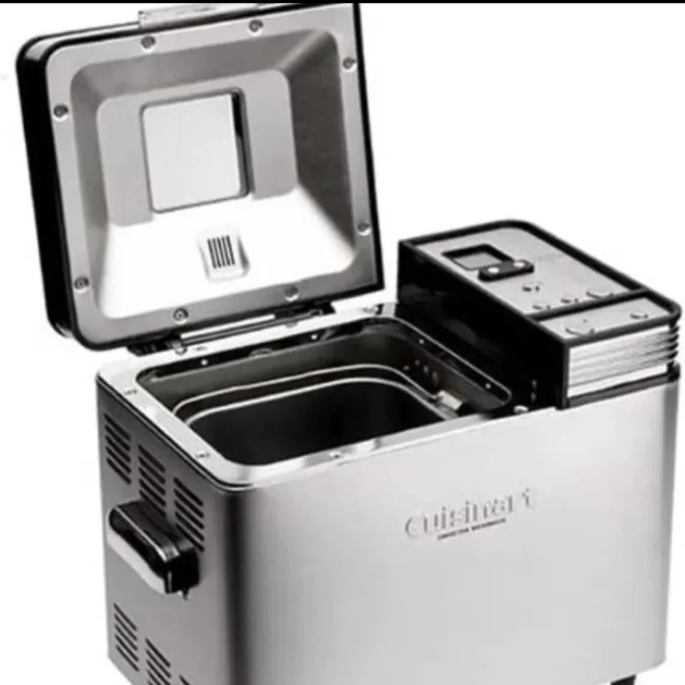 Cuisinart CBK-200 2-Lb Convection Bread - New